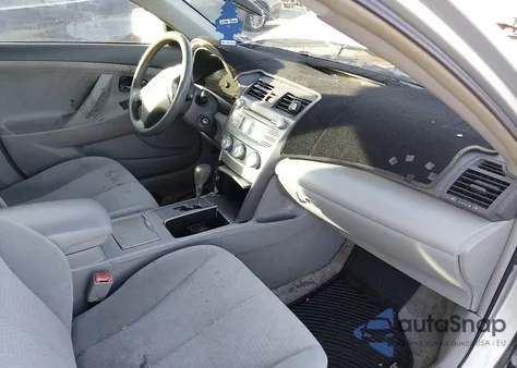 2010 Toyota Camry из США, поврежденный, VIN 4T4BF3EK5AR028102